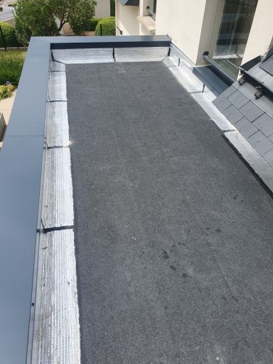 TOIT PLAT LA CHAPELLE CARO COUVREUR